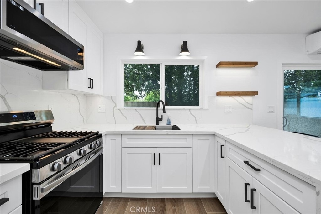 1652 E Rogers Street - Photo 6