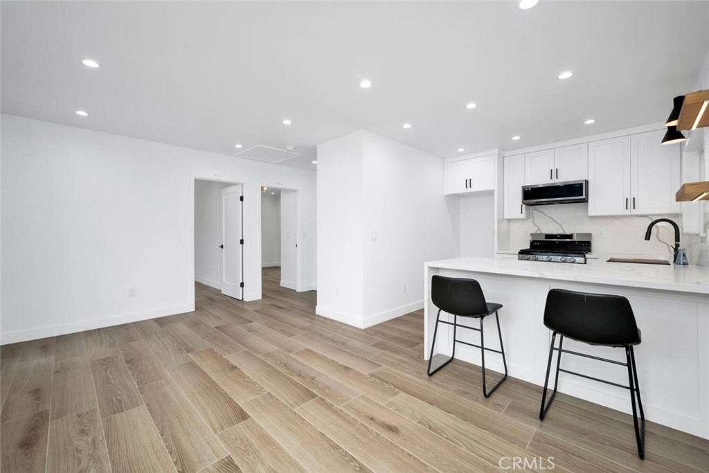 1652 E Rogers Street - Photo 9