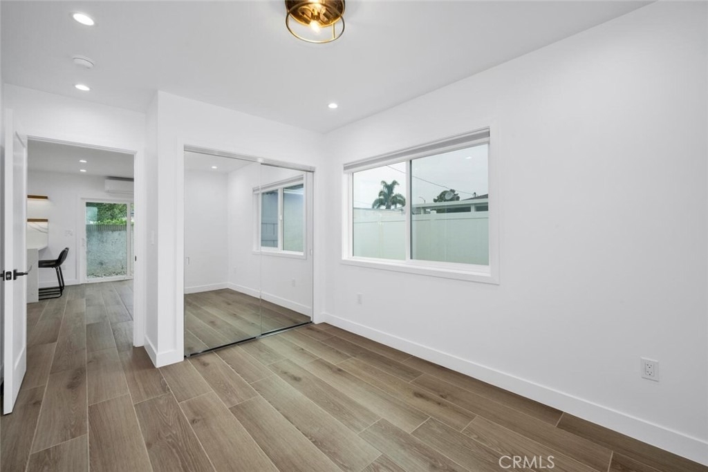 1652 E Rogers Street - Photo 11