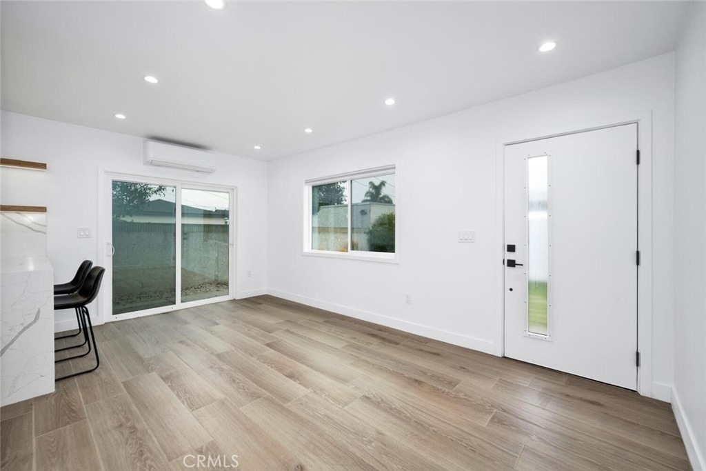 1652 E Rogers Street - Photo 10