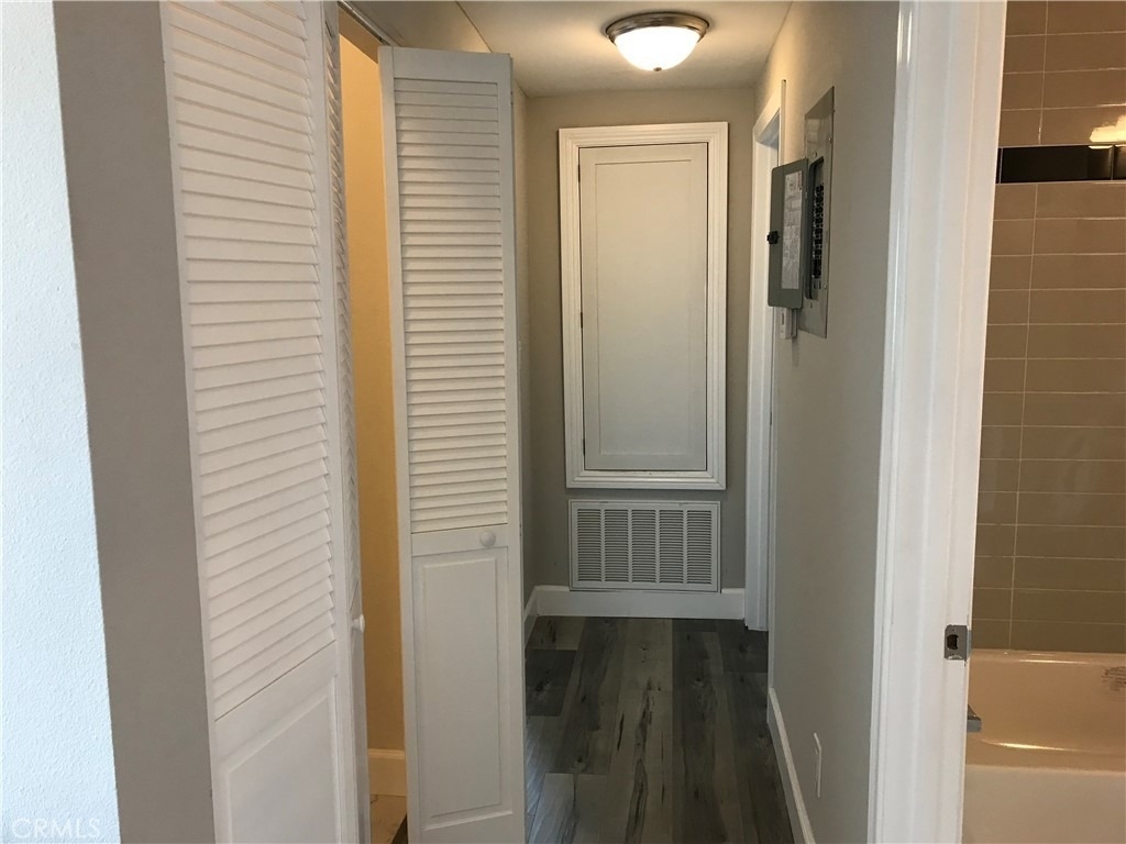 220 E 61st - Photo 23