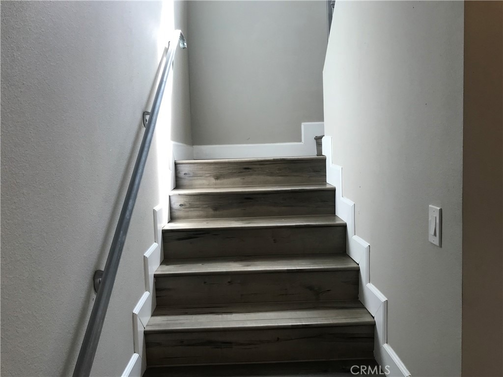 220 E 61st - Photo 16