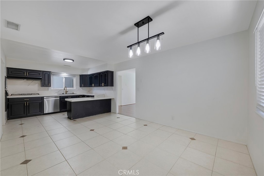 3132 E Locust Avenue - Photo 4