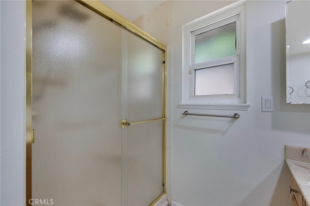 3132 E Locust Avenue - Photo 15
