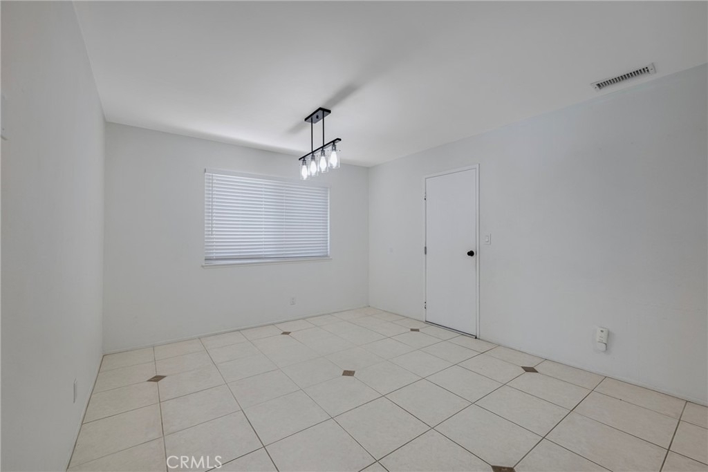 3132 E Locust Avenue - Photo 25