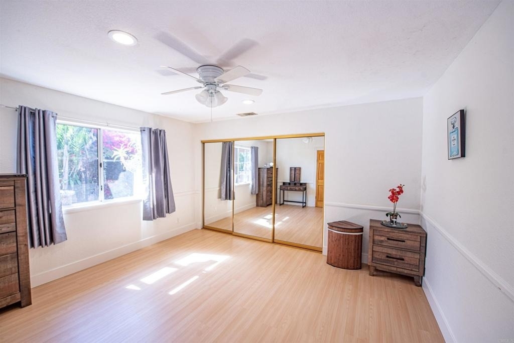 2715 S Centre City Parkway - Photo 27
