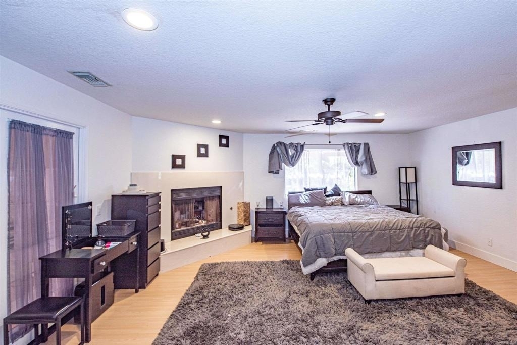 2715 S Centre City Parkway - Photo 29