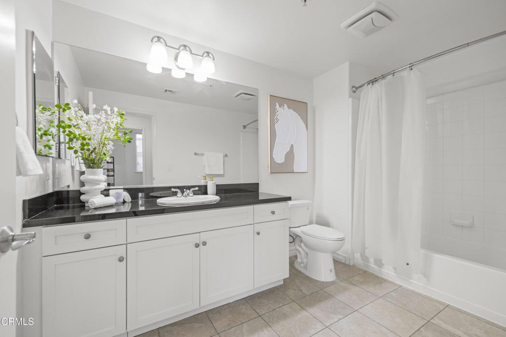 629 Traction Avenue - Photo 11
