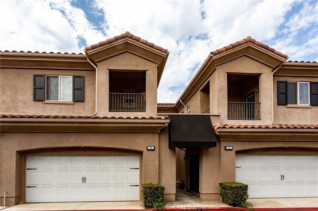 20402 Santa Ana Avenue - Photo 0