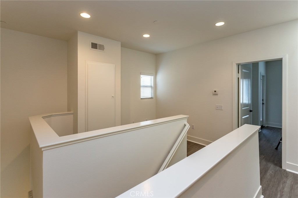 20402 Santa Ana Avenue - Photo 16