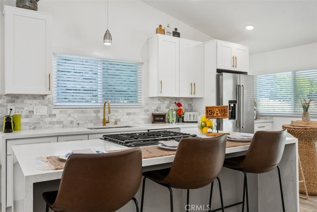 25552 Mackenzie Street - Photo 7
