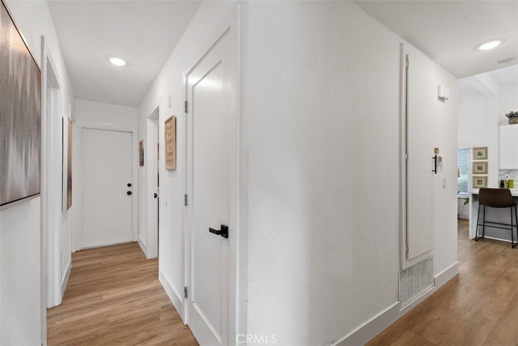 25552 Mackenzie Street - Photo 10
