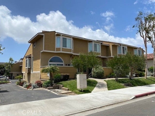 2063 Charle Street - Photo 0