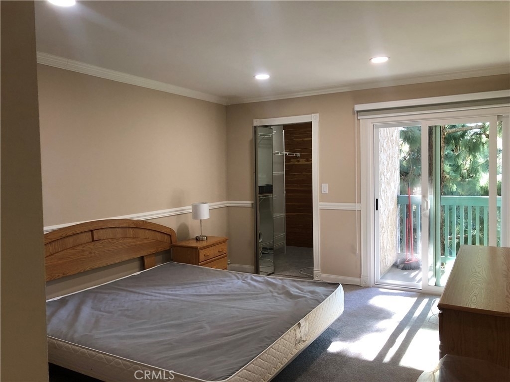 552 N Bellflower Boulevard - Photo 6