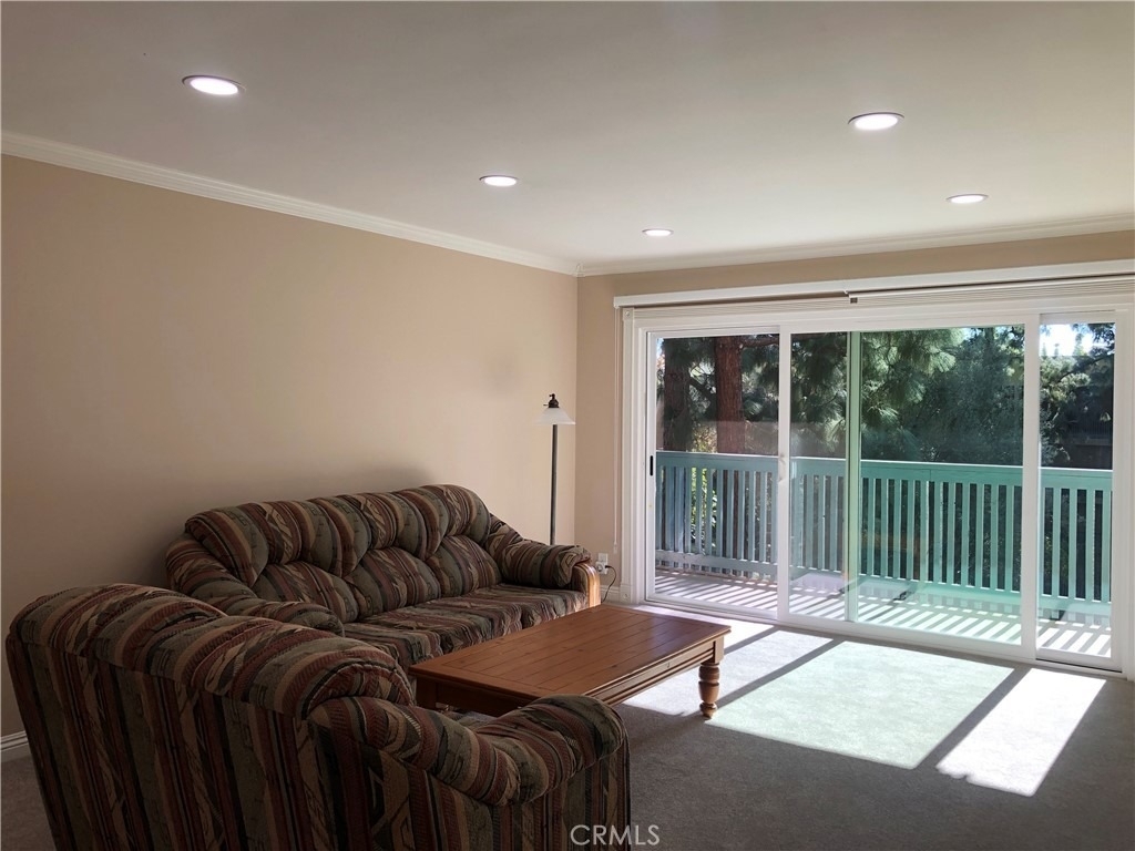 552 N Bellflower Boulevard - Photo 13