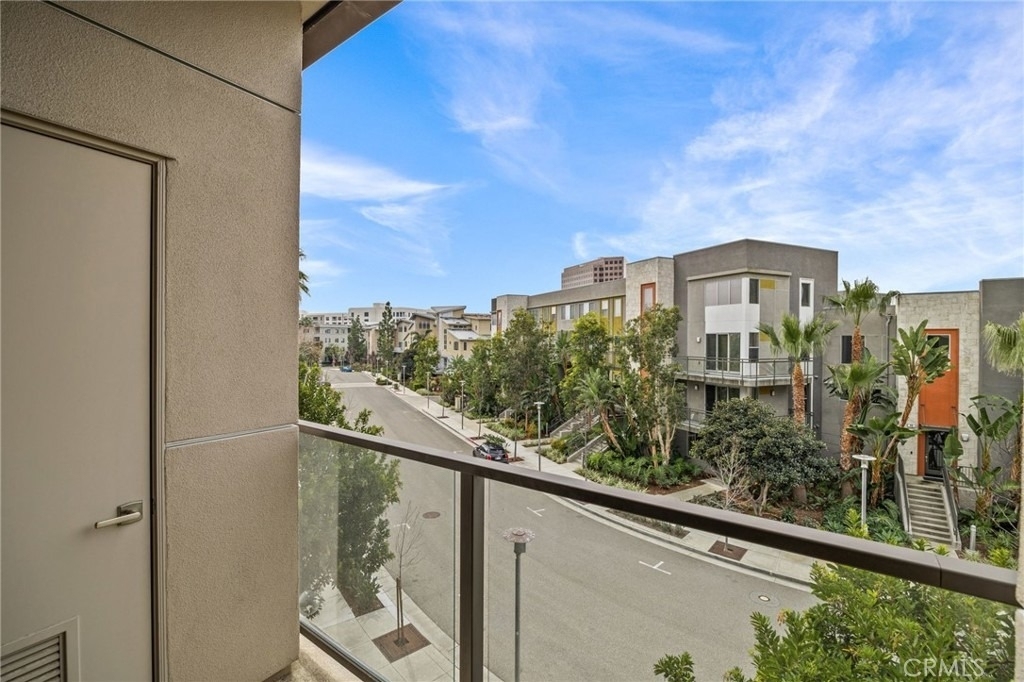 402 Rockefeller - Photo 21