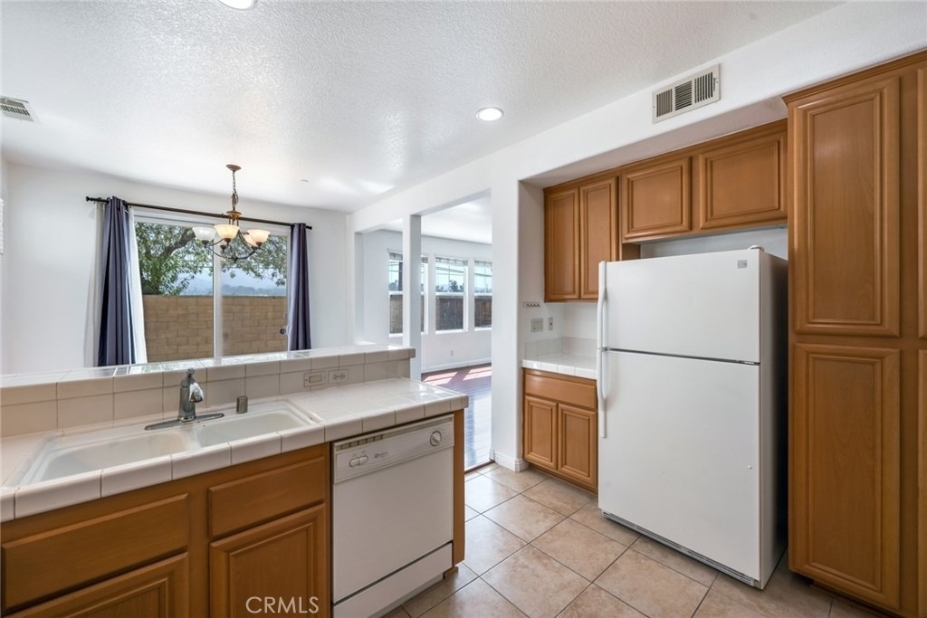 4544 Filson Street - Photo 7