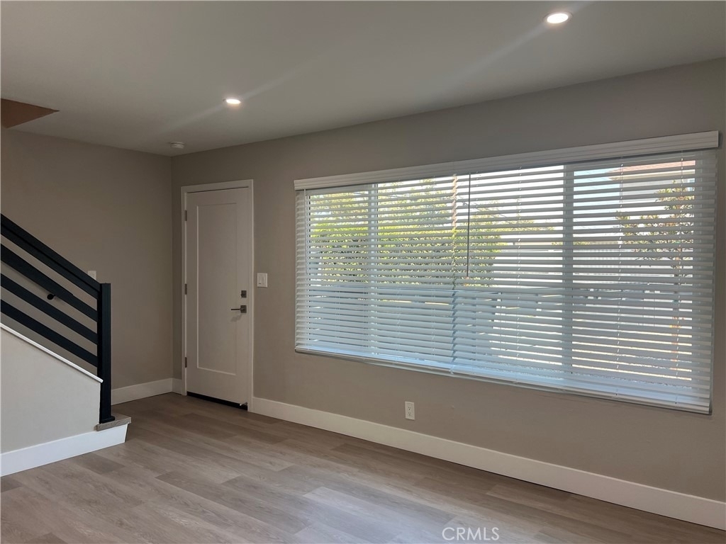1030 Mission Drive - Photo 4