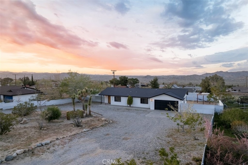 60468 Latham Trail - Photo 2
