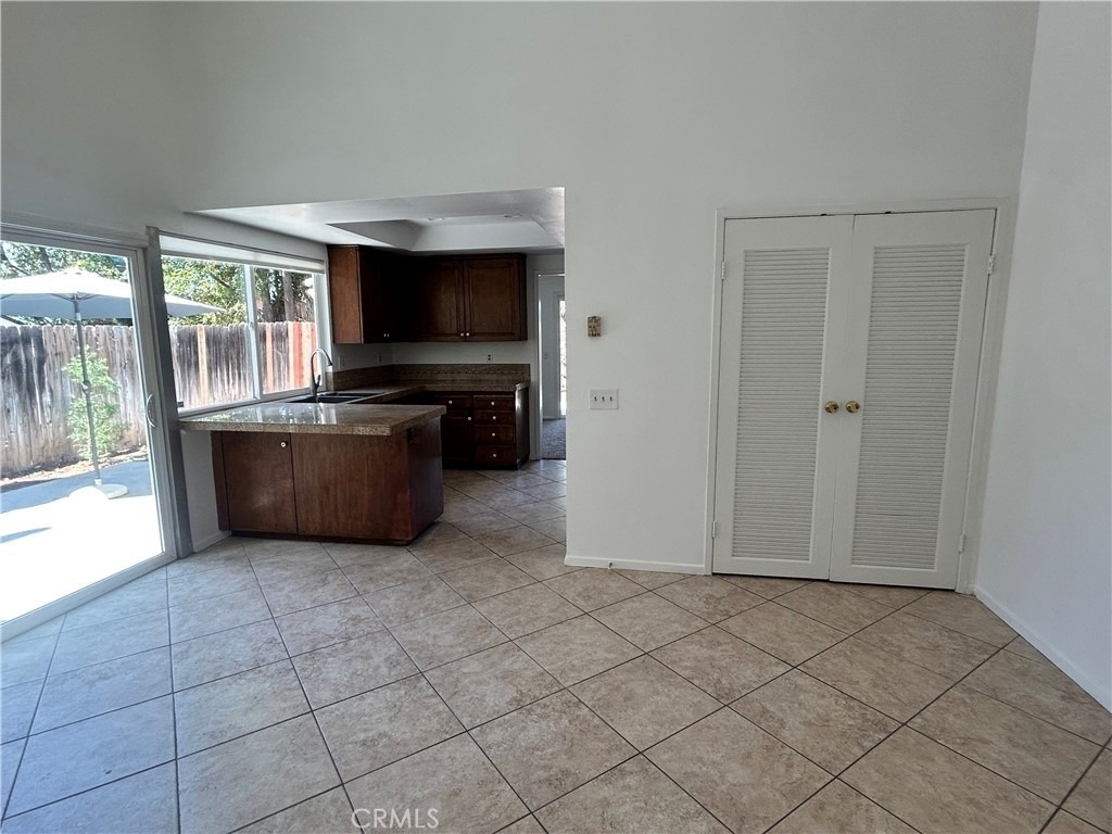 3385 Valencia Hill - Photo 14