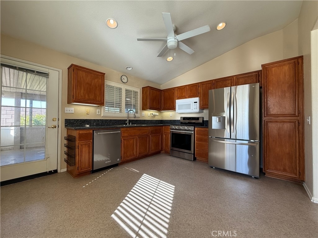 33015 Eagle Point Drive - Photo 5