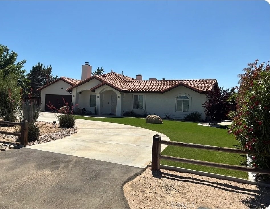 7518 Redwood - Photo 0