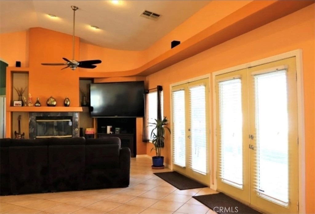 7518 Redwood - Photo 8