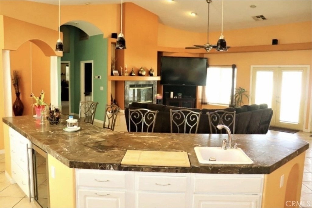 7518 Redwood - Photo 10