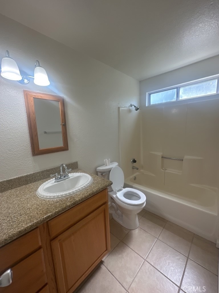 16784 Sultana Street - Photo 10