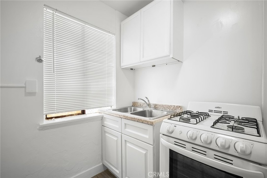 3247 Fletcher Drive - Photo 7