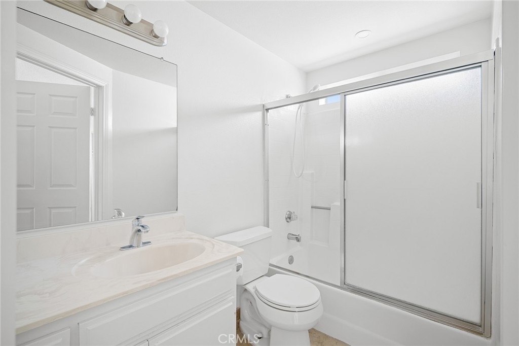 6406 Denny Avenue - Photo 13