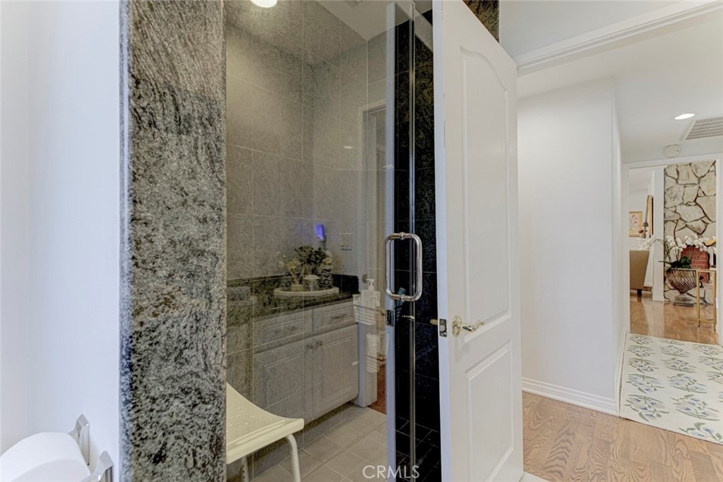 1331 Beaudry - Photo 24