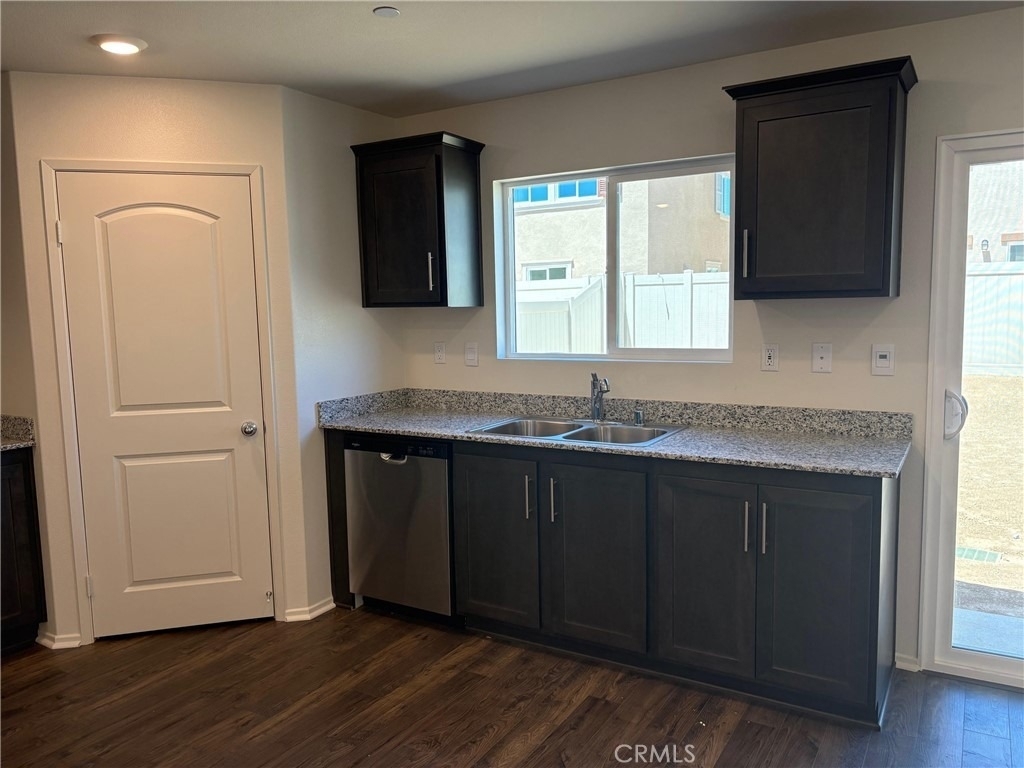 14059 Shayna Street - Photo 6