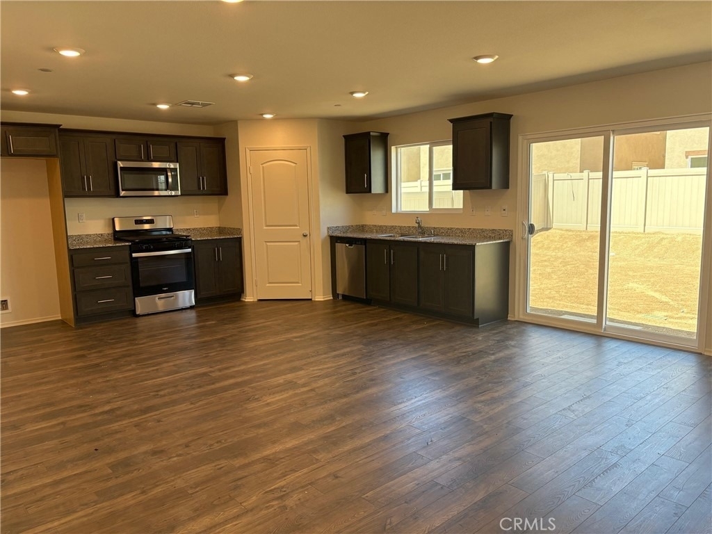 14059 Shayna Street - Photo 20