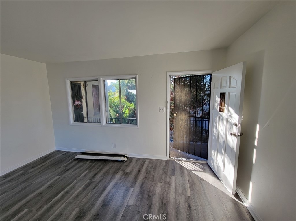 757 S Towne Avenue - Photo 10