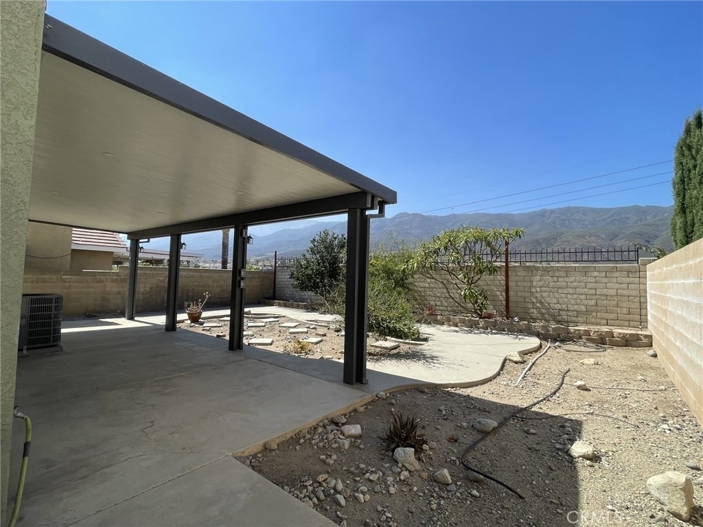 15096 Fox Ridge Drive - Photo 6