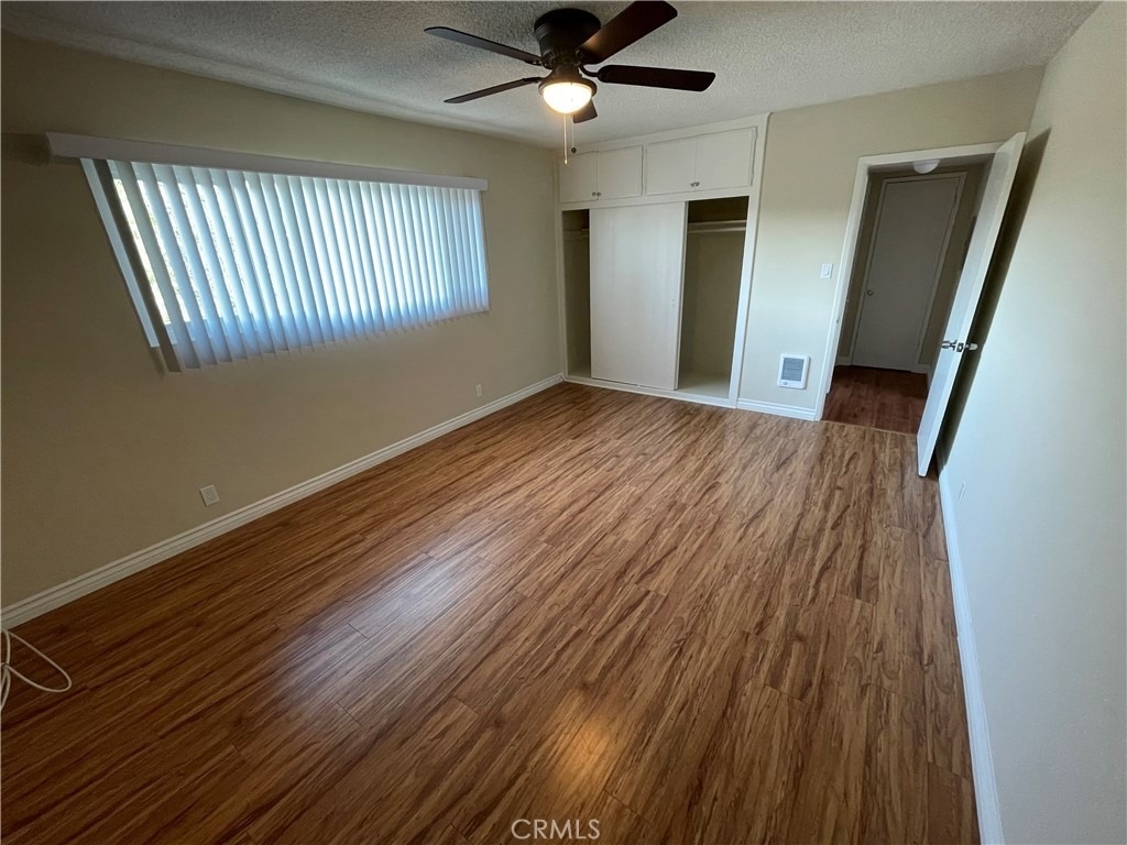 5716 Sultana Avenue - Photo 12