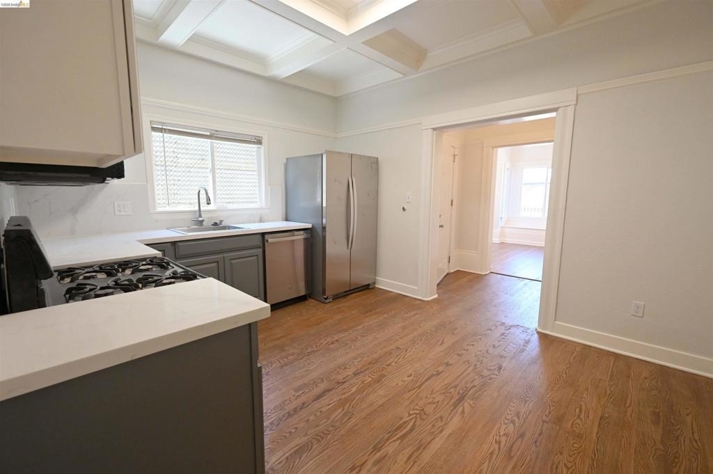 685 37th Street - Photo 6