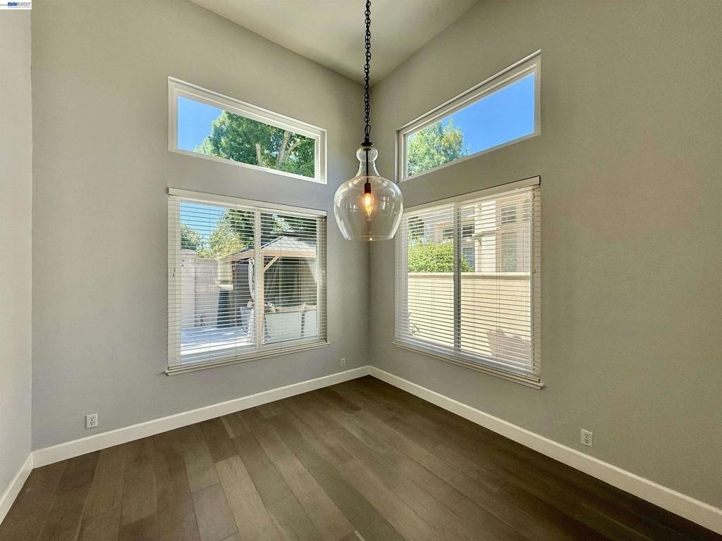 4238 Diavila Ave - Photo 11
