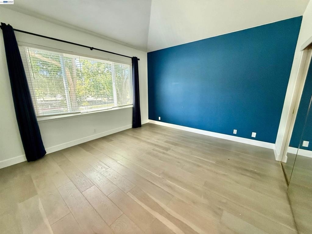 4238 Diavila Ave - Photo 39