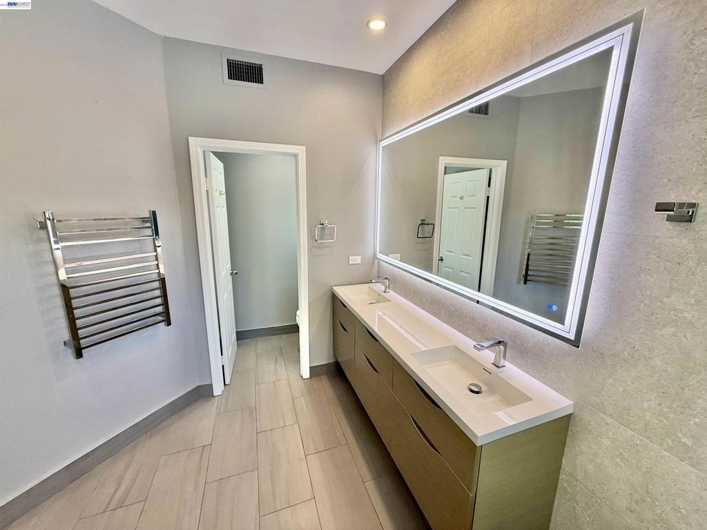 4238 Diavila Ave - Photo 45