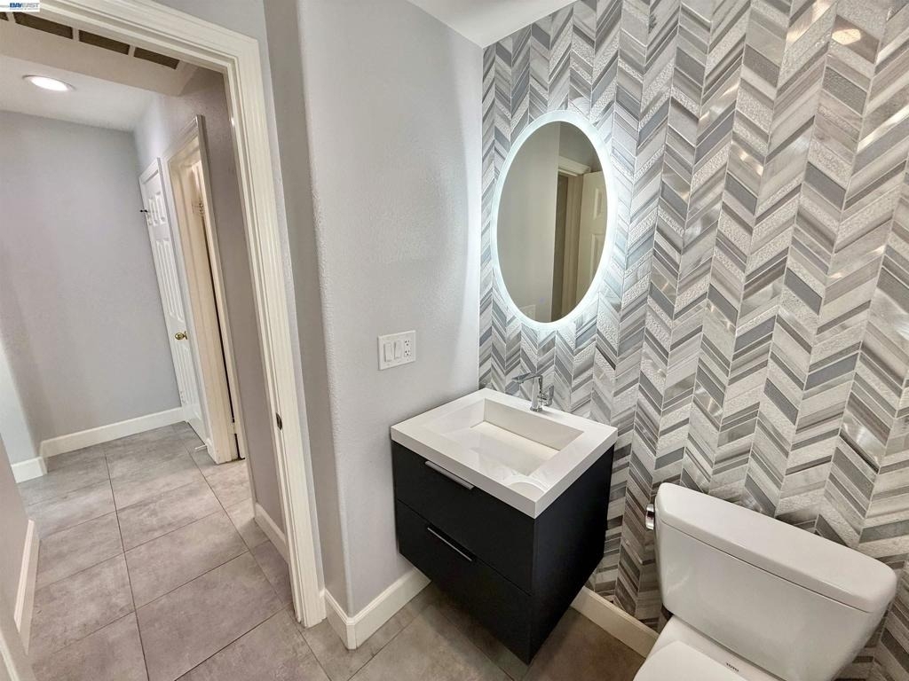 4238 Diavila Ave - Photo 25