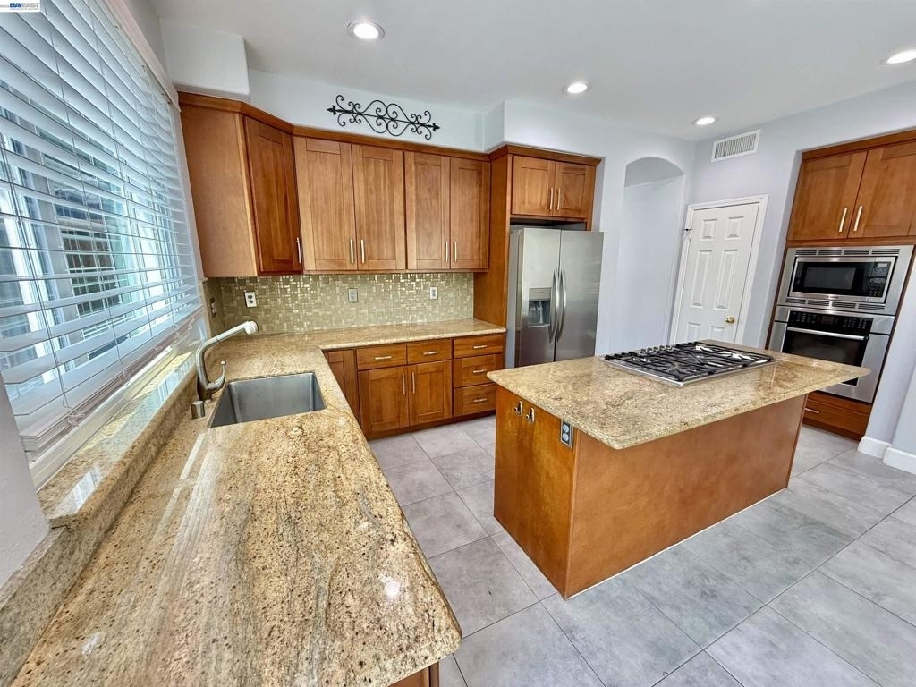 4238 Diavila Ave - Photo 17