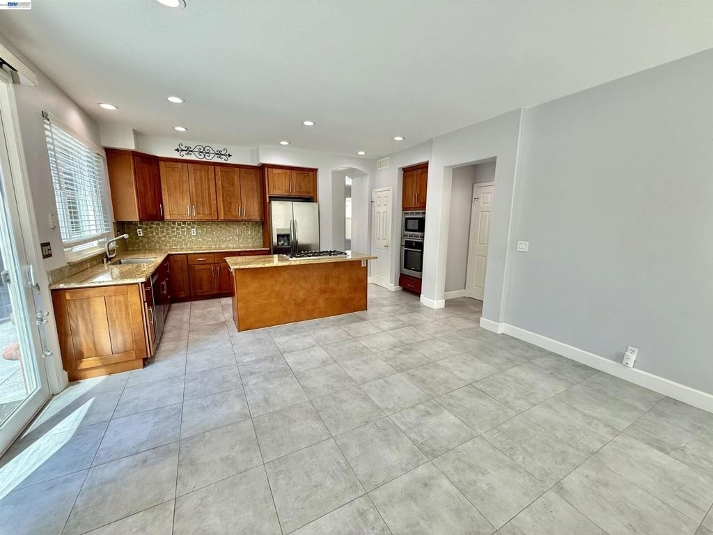 4238 Diavila Ave - Photo 23