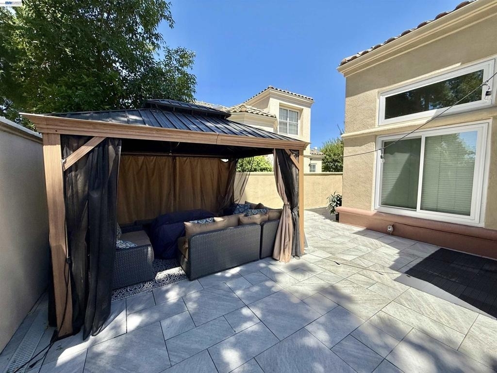 4238 Diavila Ave - Photo 47