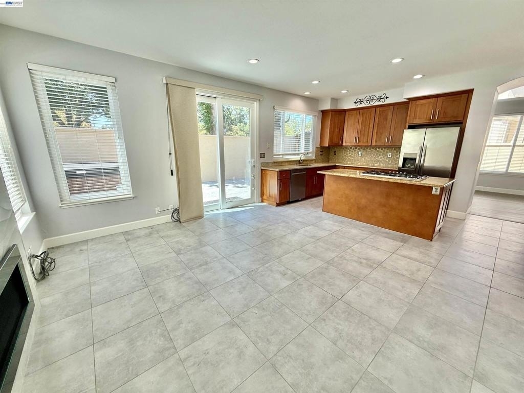 4238 Diavila Ave - Photo 21