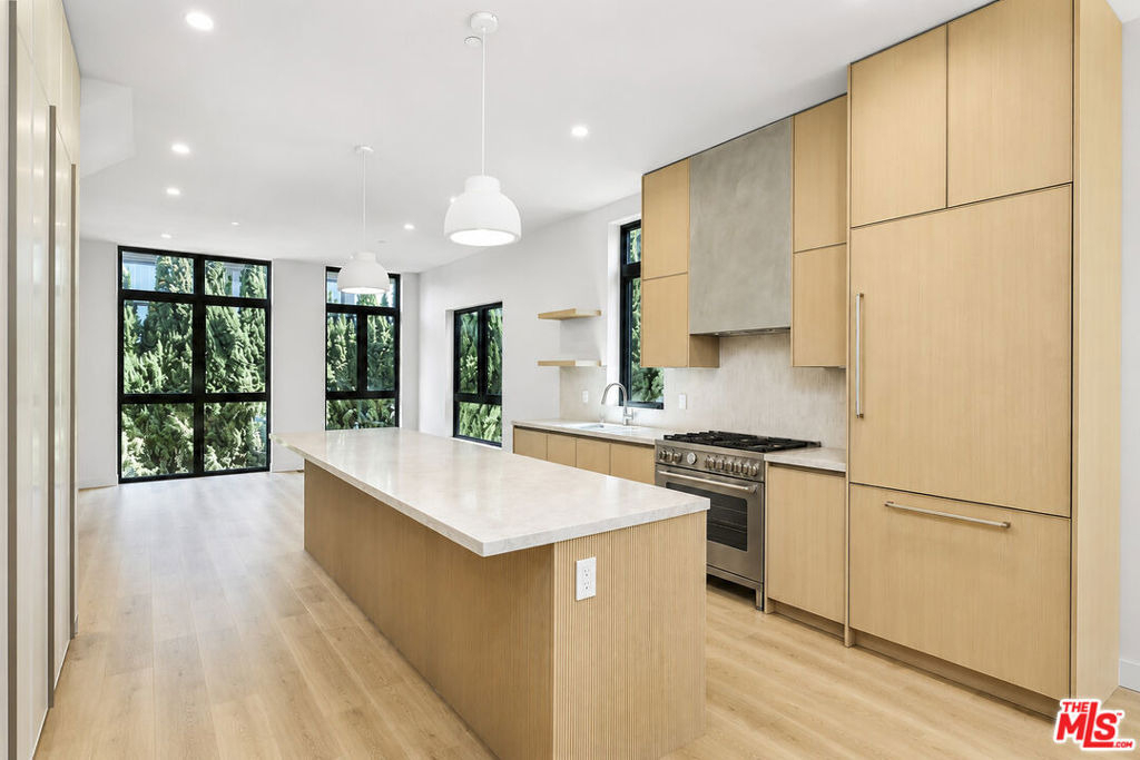 428 Arnaz Drive - Photo 1