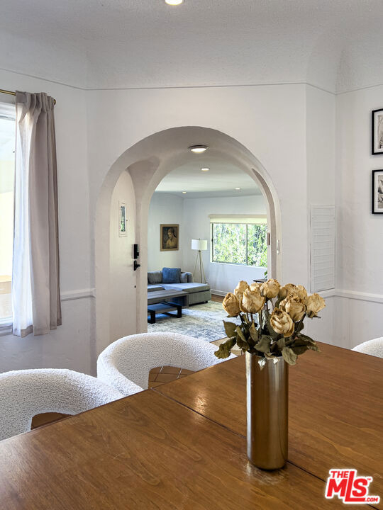 1903 Holmby Avenue - Photo 6
