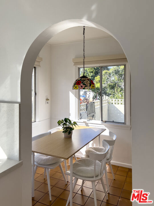 1903 Holmby Avenue - Photo 9