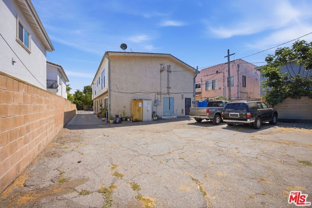 4841 W 18th Street - Photo 21